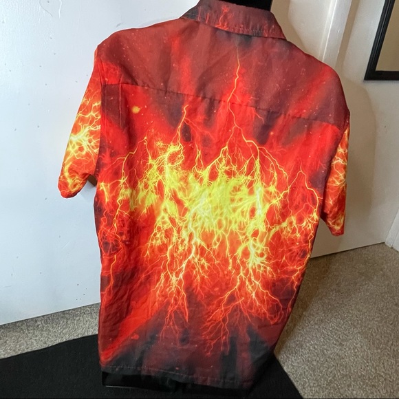 Mens Vintage Graphic Button Up - Picture 3 of 4